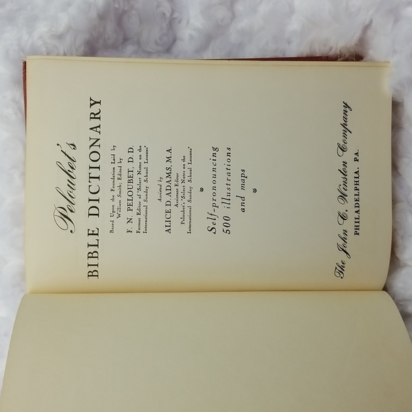 Peloubet's Bible Dictionary Red Hardcover Book - Picture 7 of 16